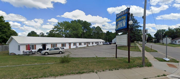 Warblers Way Motel (Forbes Motel) - Street View (newer photo)